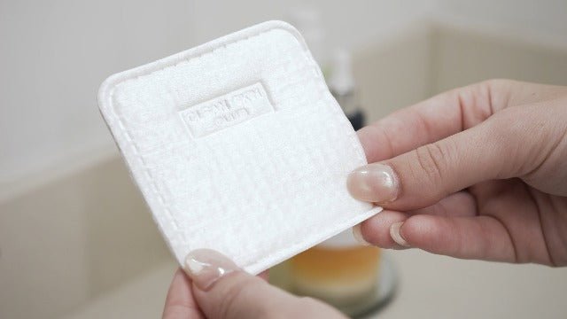 Clean Skin Club Clean² Pads 2.0 [NEW & IMPROVED EDGES] Guaranteed Not to Shed & Tear Face Pads, Unique Triple Layers, Textured & Ultra Soft Side, Organic Disposable Cotton, Pair with Makeup Remover - Morena Vogue