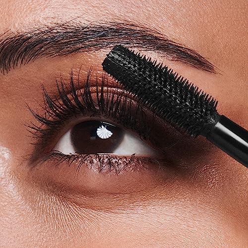 Covergirl Lash Blast Volume Waterproof Mascara, Very Black - Morena Vogue