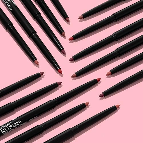 wet n wild Lip Liner Perfect Pout Matte Retractable Gel Lip Liner Pencil, Purple Lay Down the Mauves - Morena Vogue